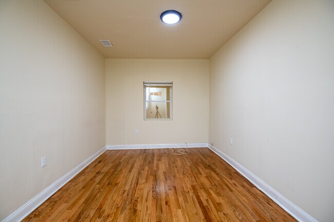 Photo - 1716 Capitol Ave NE Unit #2