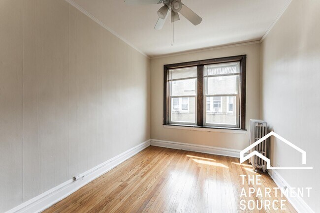 4826 W Addison St Unit 2S