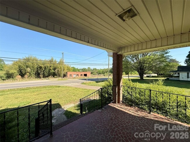 Photo - 507 Turnersburg Hwy