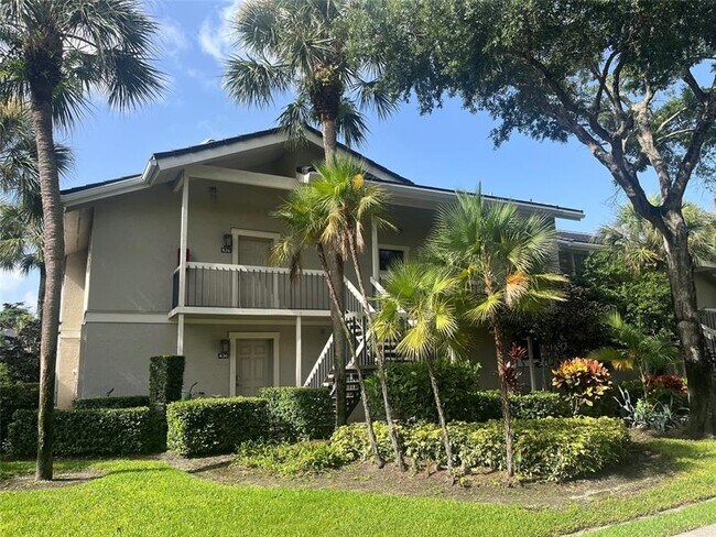 Photo - 11863 Wimbledon Cir Unit 536