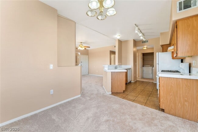 Photo - 2113 Echo Bay St Unidad 201