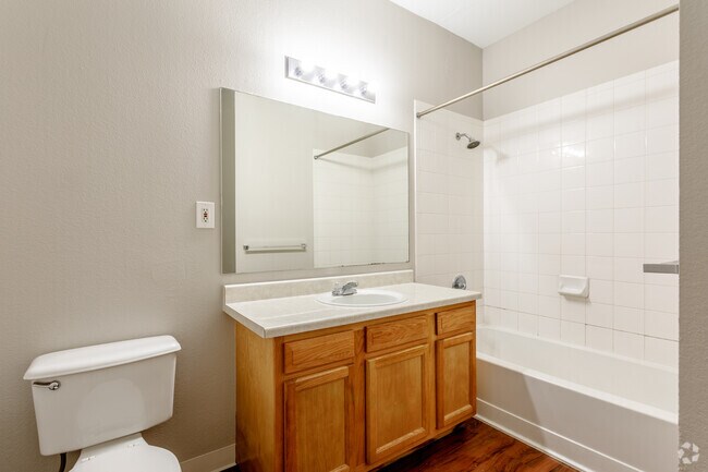 2HAB, 1BA - Cottonwood - North Creek Apartments