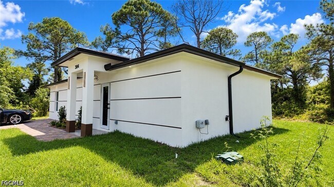 304 McArthur Blvd