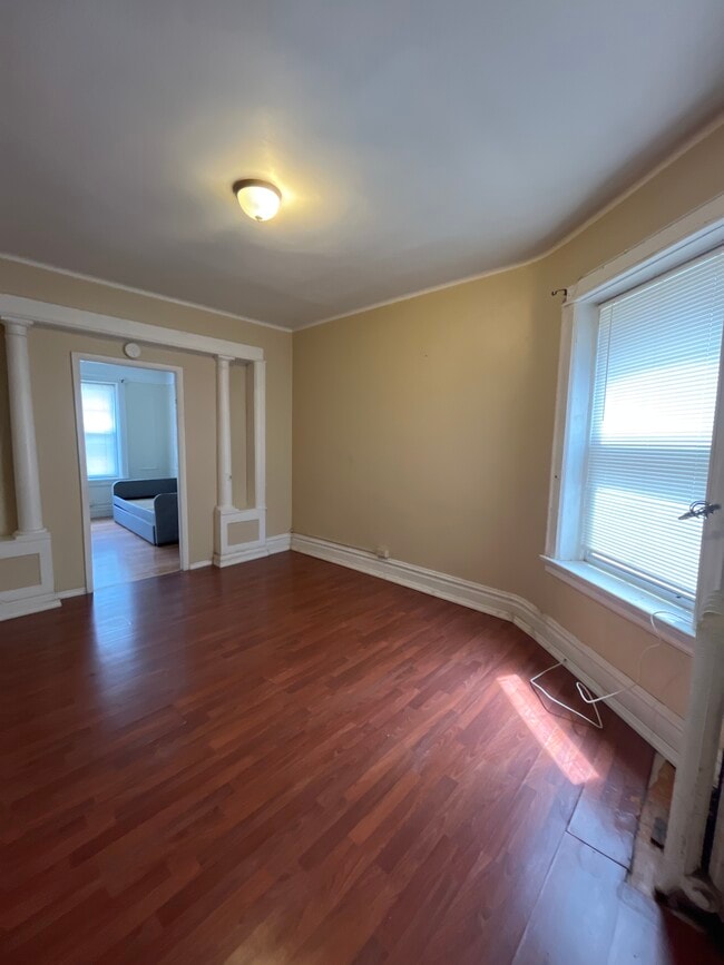 Living room - 125 Manhattan Ave Apartamentos Unidad 1
