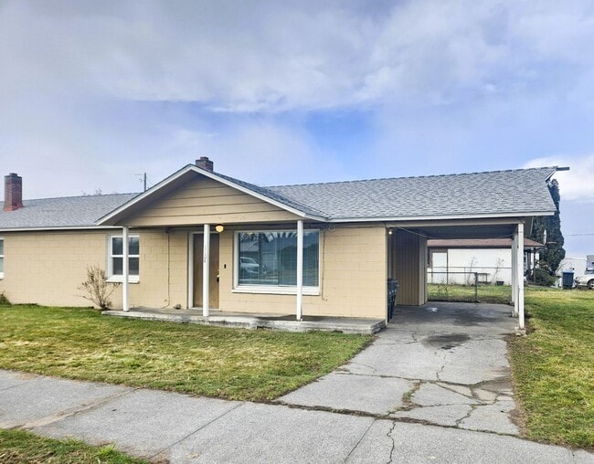 Building Photo - 1104-1106 S Grand Dr