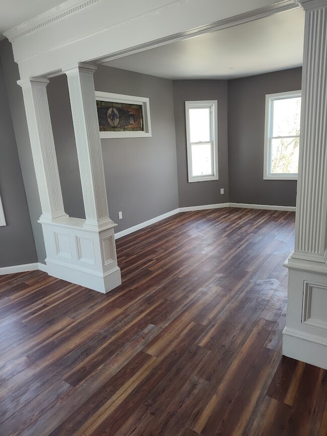 Photo - 951 Maple Street Unit Maple 3rd Floor