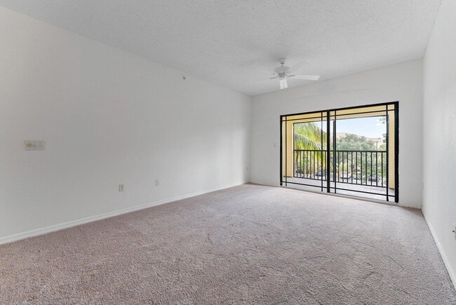 Photo - 2727 Anzio Ct Unit 301