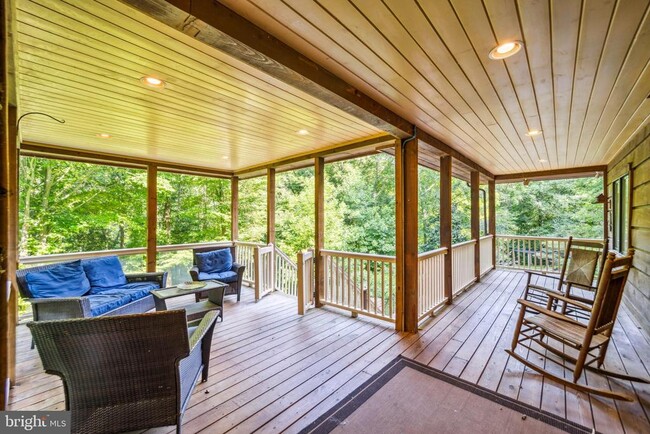 Photo - 8535 Acoustic Ln