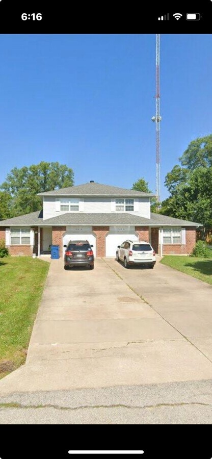 514A - 514A Perrey Dr Townhome