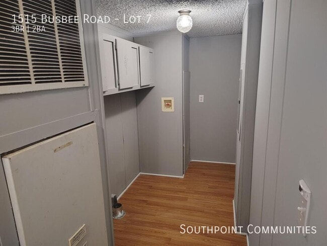 Photo - 1515 Busbee Rd