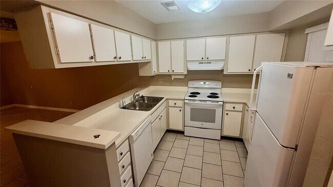 4411 SW 34th St Unidad 503