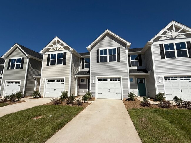 Photo - Modern 3-Bedroom Townhouse with Garage & P...