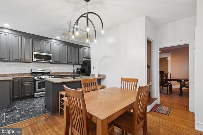 Photo - 5400 Woodcrest Ave Unit Avenue