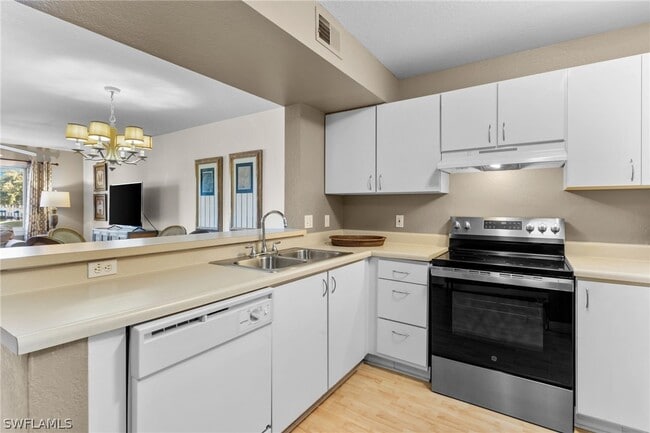 Photo - 8274 Key Royal Cir Unit 1022