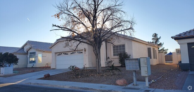 Building Photo - 3713 White Angel Dr Rental