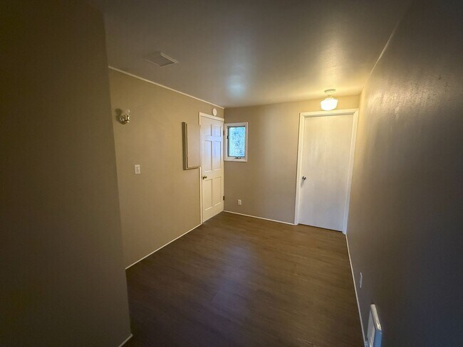 Photo - 275 SW 2nd St Unidad 3