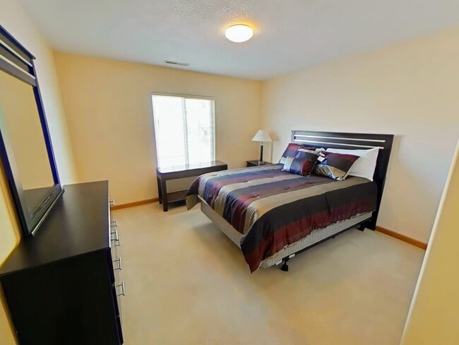 Photo - Beautiful Stand Alone Near Golf Course