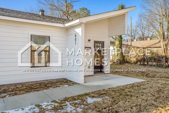 Photo - 801 Goodwyn St