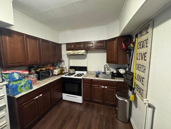 Photo - 205 Endicott St Unit 1