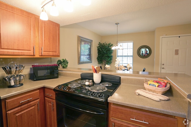 Turtle Lake Apartment Homes