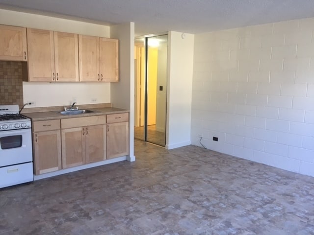 Photo - $1,550 Low rise Studio with all utilities included at Punahou Gardens in Makiki