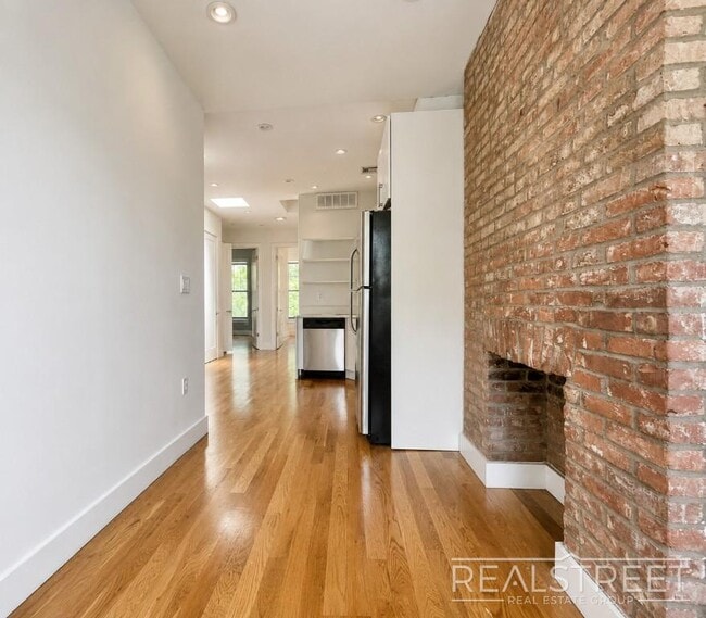 Photo - Stunning 3 bed 1.5 Bath w. Balcony in Bedstuy! Unit 1