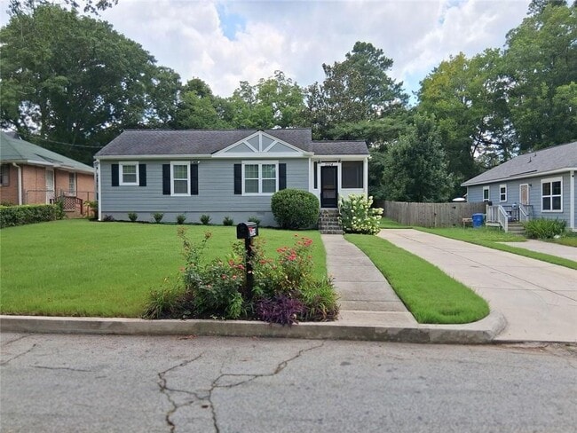 Photo - 2224 Baker Terrace NW