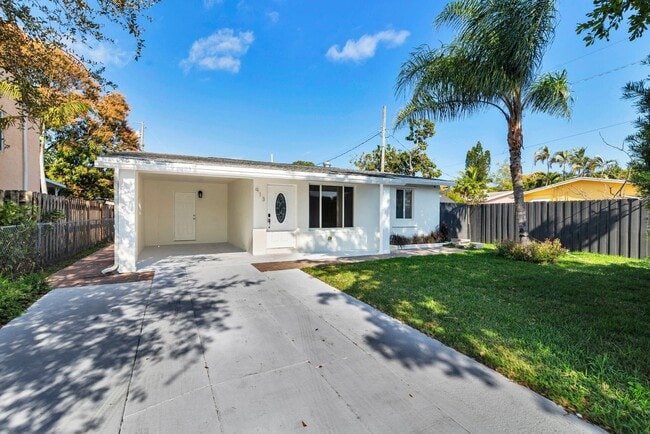 Photo - 913 Avon Rd