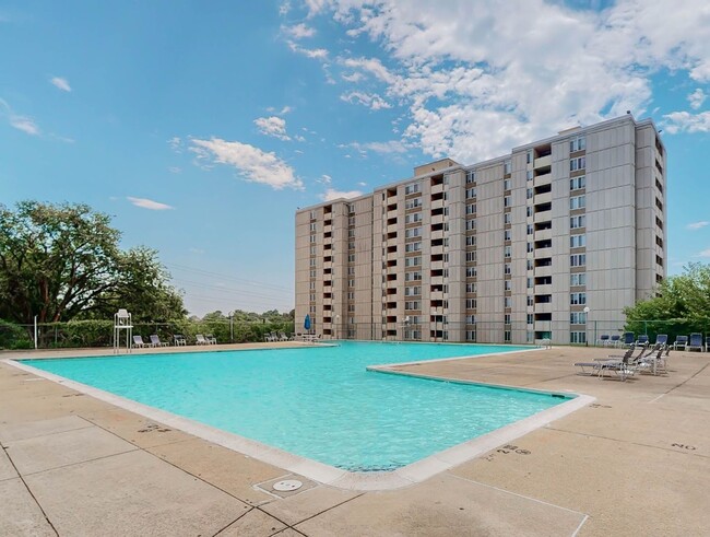 Takoma Towers - Takoma Towers Apartments