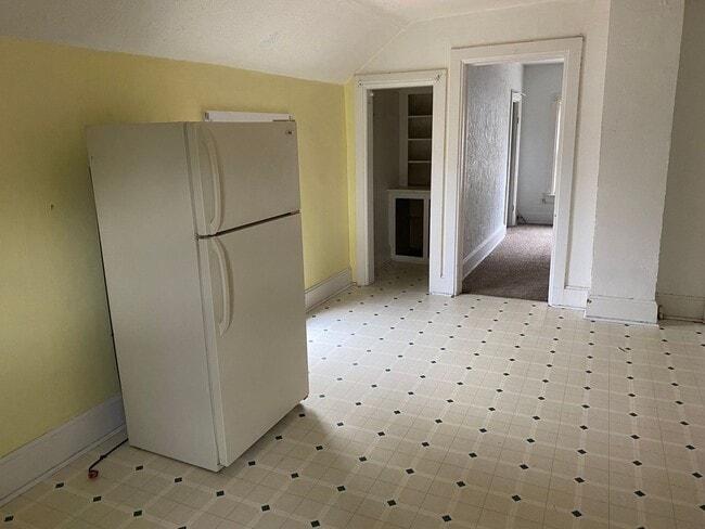 Photo - 915 S 4th Ave Unit #C