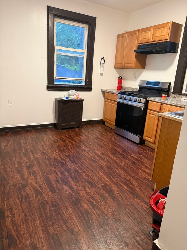 Photo - 192 Vermont Ave Unit 1st Floor