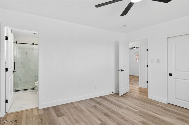 Photo - 405 Scenic Dr