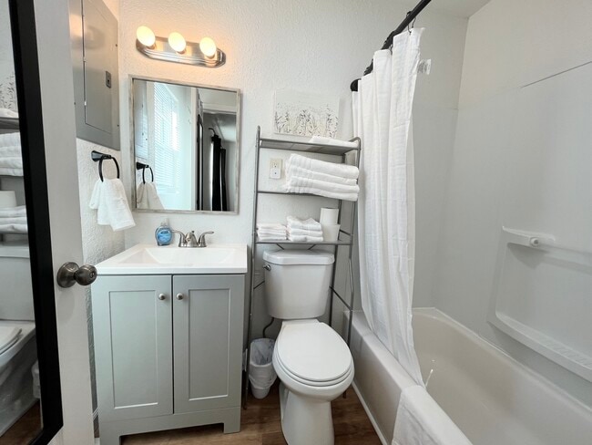 Photo - Rocky Court Unit 7