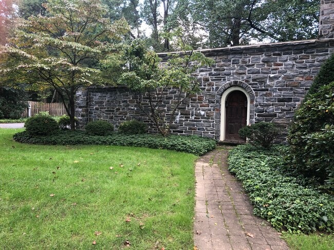 Photo - 607 S Trent Ave