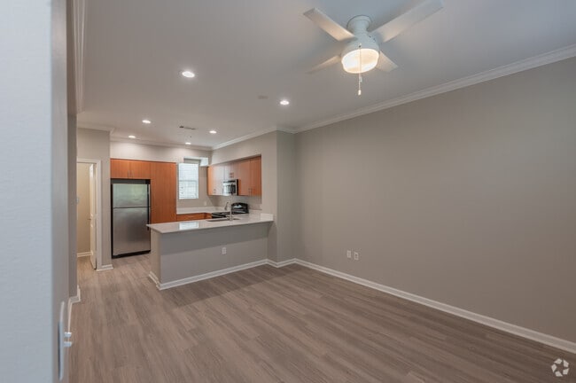 1 BR, 1.5 BA (1A) - 1023 SF - Liberty Square