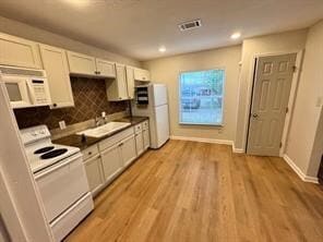 Building Photo - 1405 Rice St