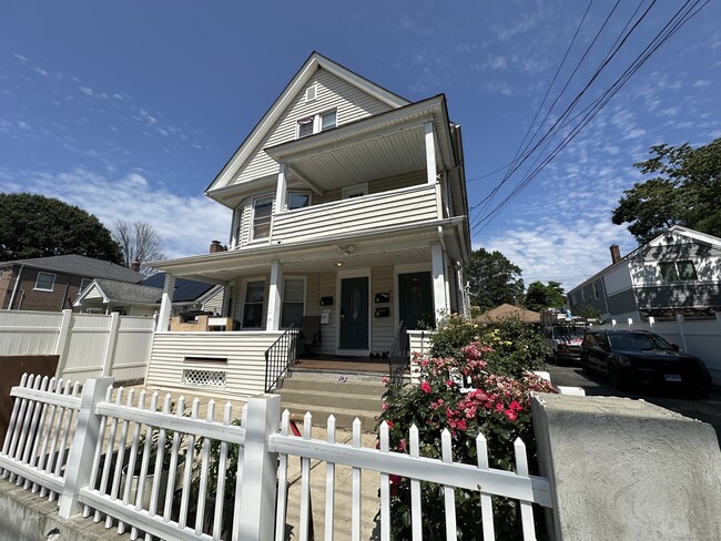 Photo - 16 Charron St Unit 1