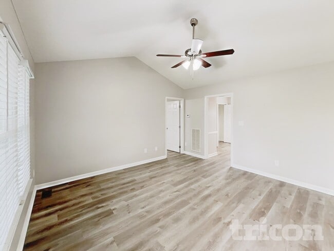 Photo - 624 Convexa Ct