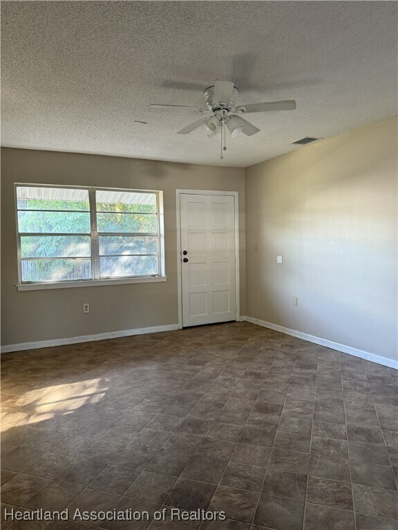 Photo - 1442 N Melrose Dr