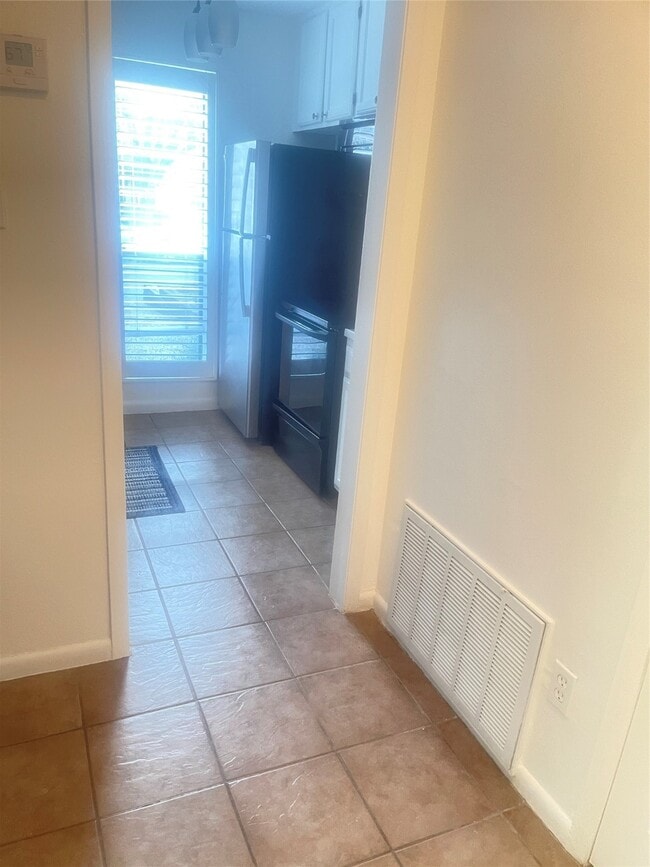 Photo - 701 Rosedale St Unit H