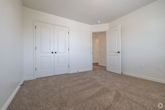 3BR, 2.5BA - 1,484SF - 1st Bedroom - Clearfield Townhomes