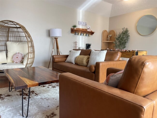 Photo - 15630 Pine Mountain Dr