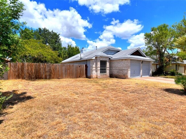 Photo - 813 Primrose Ln
