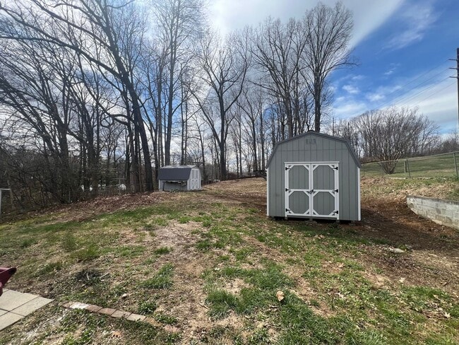 Photo - Newly renovated 3 bed and 1 bath house near ETSU and VA