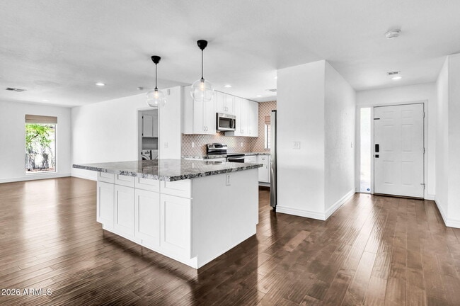 Photo - 5219 E Winchcomb Dr