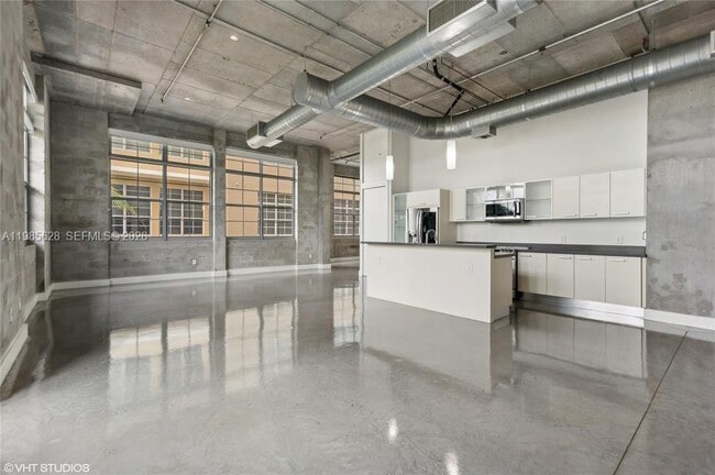 Building Photo - 434 NW 1st Ave Unit 302