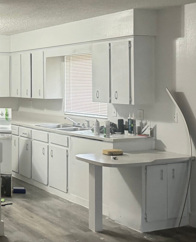 Photo - 712 E Garden St Unidad 8