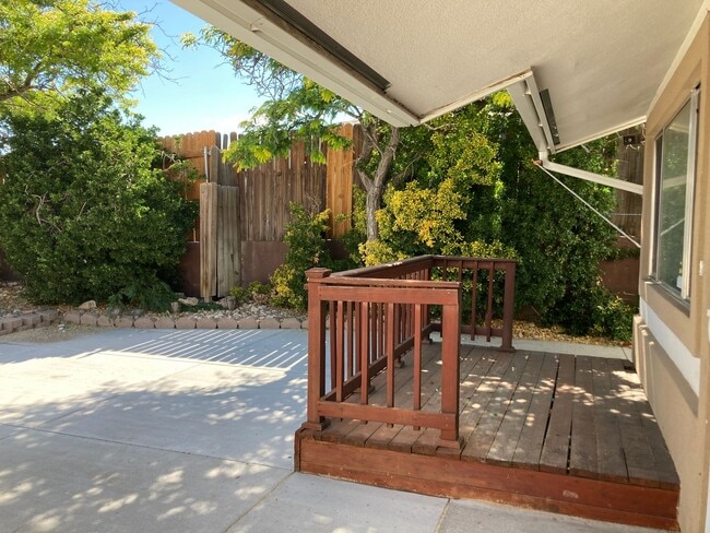 Photo - **READY FOR MOVE IN** 3 Bedroom/2 Bath Single Story Home