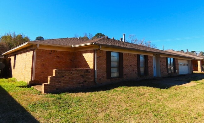 414 Muller Garden Rd