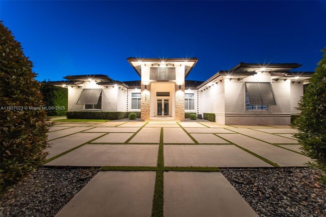 Photo - 10203 SW 136th St House